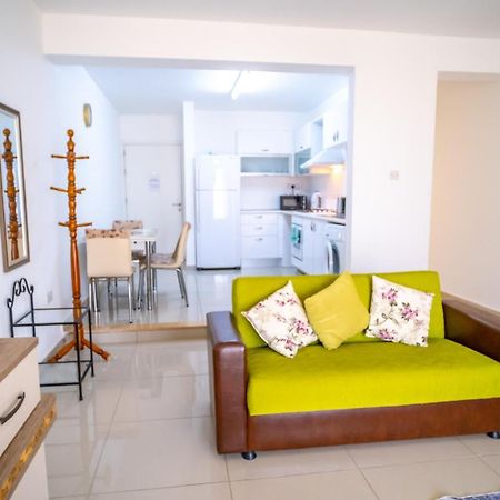 Spacious Three-Bedroom Apartment With Sea View A3 Kirenia Zewnętrze zdjęcie
