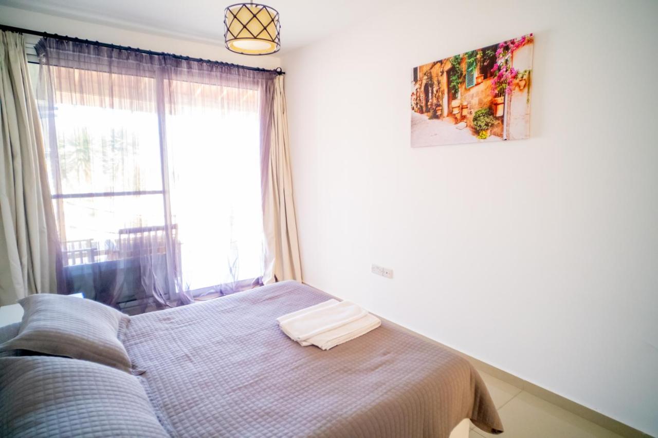 Spacious Three-Bedroom Apartment With Sea View A3 Kirenia Zewnętrze zdjęcie
