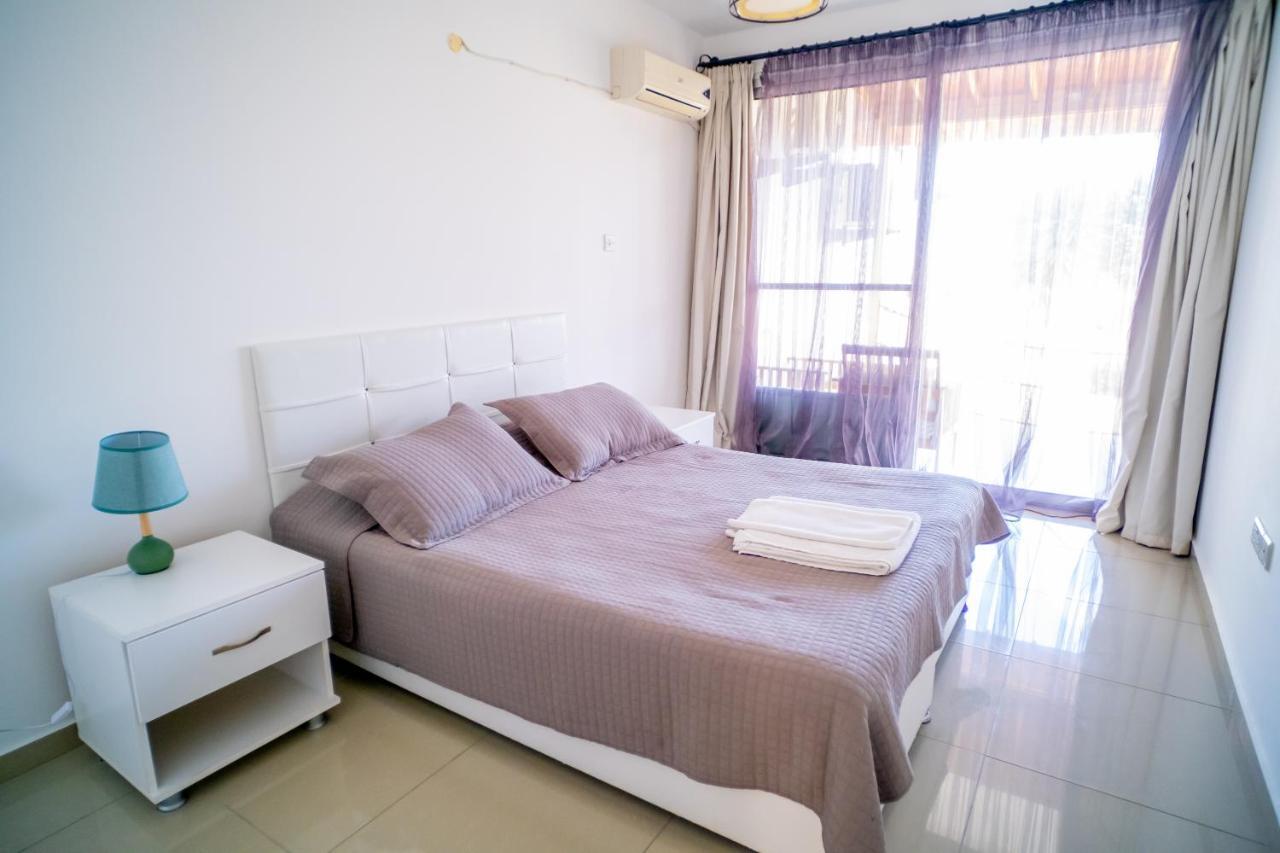 Spacious Three-Bedroom Apartment With Sea View A3 Kirenia Zewnętrze zdjęcie