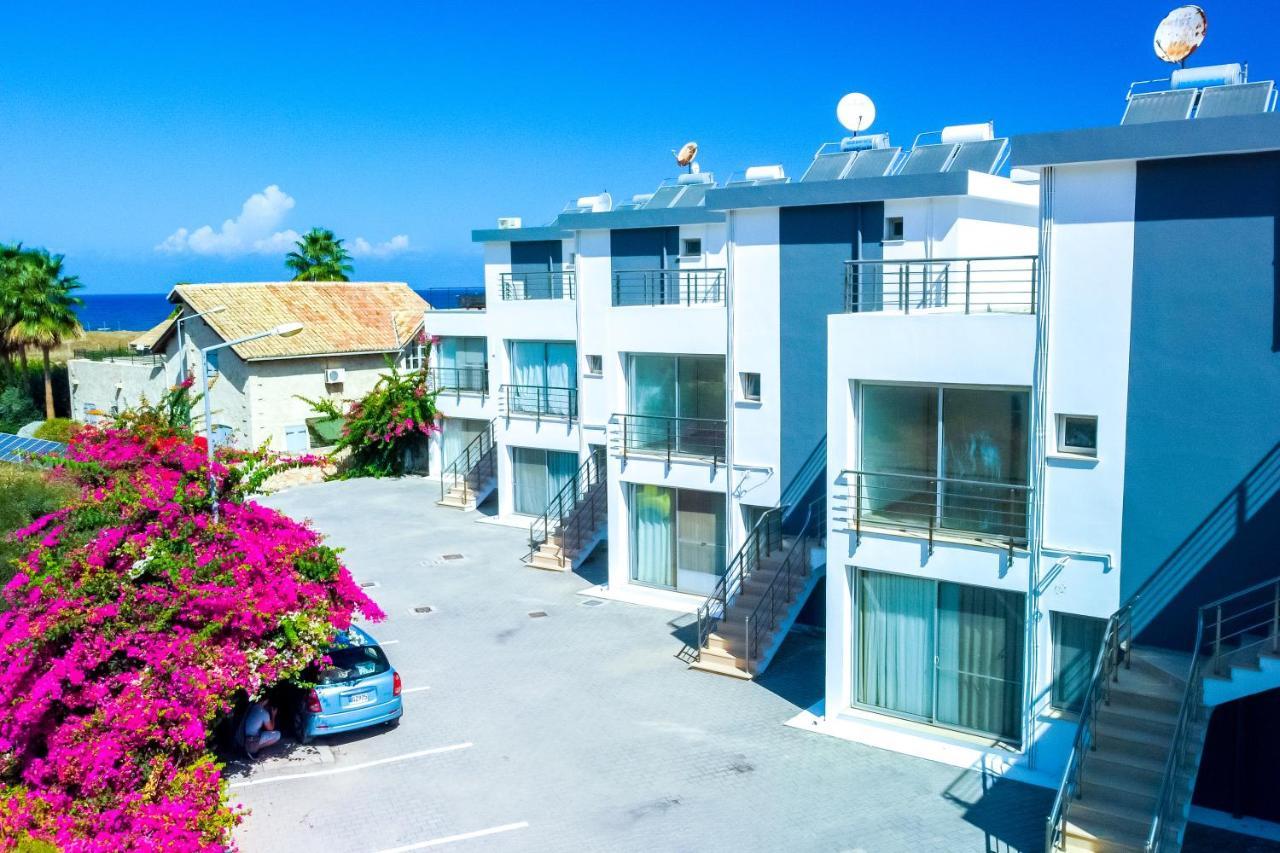 Spacious Three-Bedroom Apartment With Sea View A3 Kirenia Zewnętrze zdjęcie